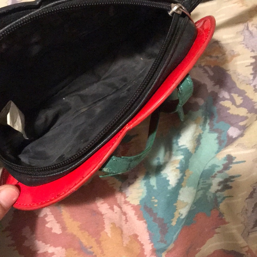 Cherry purse - Picture 4 of 5